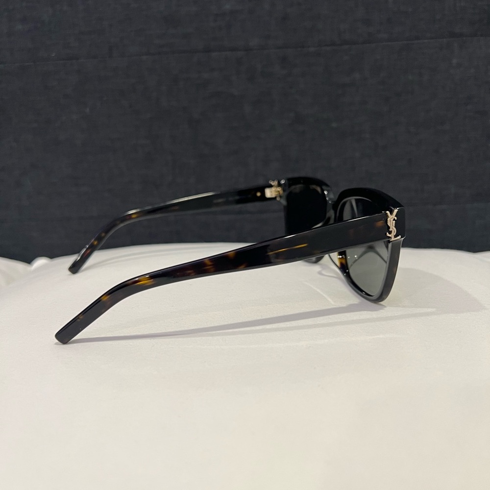 Saint Laurent Tortoise Square Sunglasses - Picture 7 of 8